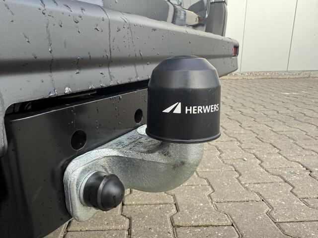 Nissan PRIMASTAR 2.0 dCi L2H1 N-Connecta / Trekhaak / All Season Banden / Achteruitrijcamera / Cruise Control / NAP Logisch / Lage KM stand!