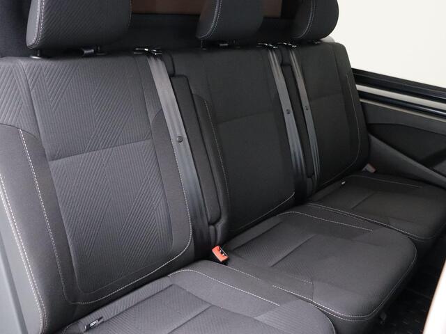 Nissan PRIMASTAR 2.0 dCi 170pk L2H1 | Dubbele Cabine | Achteruitrijcamera | 5 Jaar Fabrieksgarantie | Laadruimtepakket |