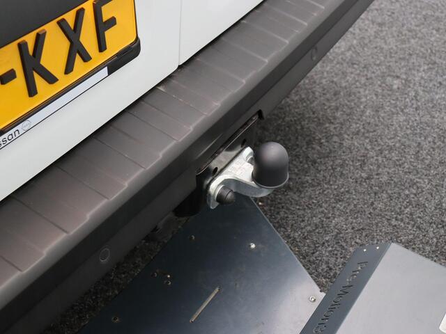 Nissan PRIMASTAR 2.0 dCi 170pk L2H1 NISMO | Dubbele Cabine | Achteruitrijcamera | 5 Jaar Fabrieksgarantie | Laadruimtepakket |