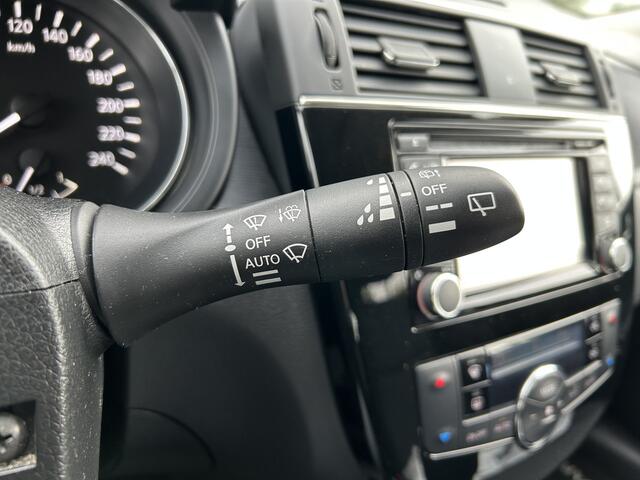 Nissan PULSAR 1.2 DIG-T N-Connecta 50% deal 5.975,- ACTIE Automaat / Trekhaak / Camera / Keyless / Parelmoer wit