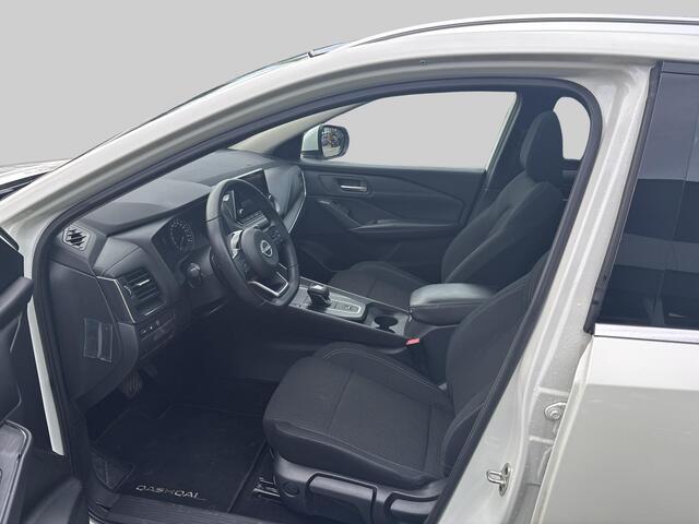 Nissan QASHQAI 1.3 MHEV Xtronic Acenta design pack