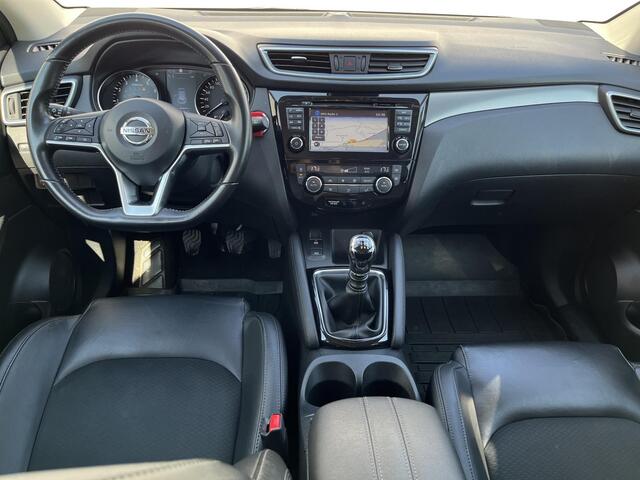 Nissan QASHQAI 1.6 Tekna / Panoramadak / Navigatie / 360 Graden camera / Stoel- en voorruitverwarming