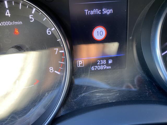 Nissan QASHQAI 1.3 DIG-T Tekna Navigatie/Cruisecontr./Panoramadak/Climatecontrole/Keyless Entry met Start/Led verl./L/M 19 Inch/Parkeer assistent met sensoren v+a/Stoelverw./Leder multifunction. stuur/Audio/CD met DAB /Kop