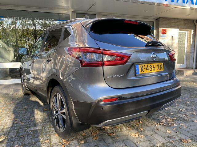 Nissan QASHQAI 1.3 DIG-T Tekna Navigatie/Cruisecontr./Panoramadak/Climatecontrole/Keyless Entry met Start/Led verl./L/M 19 Inch/Parkeer assistent met sensoren v+a/Stoelverw./Leder multifunction. stuur/Audio/CD met DAB /Kop