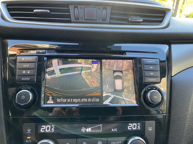 Nissan QASHQAI 1.3 DIG-T Tekna Navigatie/Cruisecontr./Panoramadak/Climatecontrole/Keyless Entry met Start/Led verl./L/M 19 Inch/Parkeer assistent met sensoren v+a/Stoelverw./Leder multifunction. stuur/Audio/CD met DAB /Kop