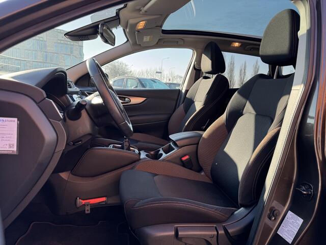 Nissan QASHQAI 1.3 DIG-T N-Motion | Panoramadak | Apple Carplay/Android Auto | LED Koplampen | 19'' Velgen | 360° Camera | Keyless Entry | Rijklaarprijs!