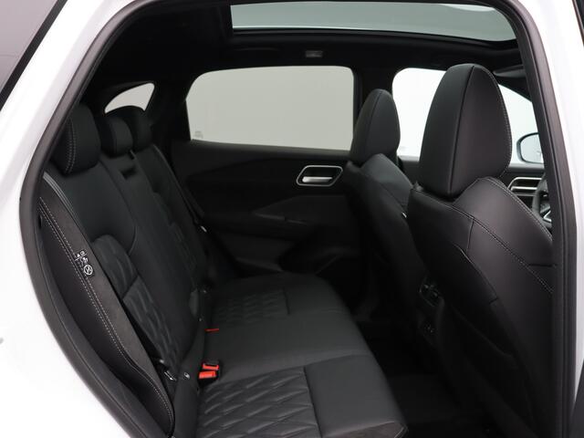 Nissan QASHQAI e-Power 190 1AT Tekna Plus + Two Tone | 12.3" TFT digitale cockpit | Automatische achterklep met handsfree functie (voetsensor) | Blind Spot Warning & Intervention (BSW + BSI)