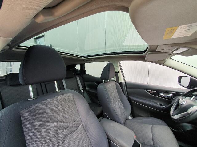 Nissan QASHQAI 1.2 N-Connecta Navigatie, Climate Control, Cruise Control, 360 Camera, 18"Lm