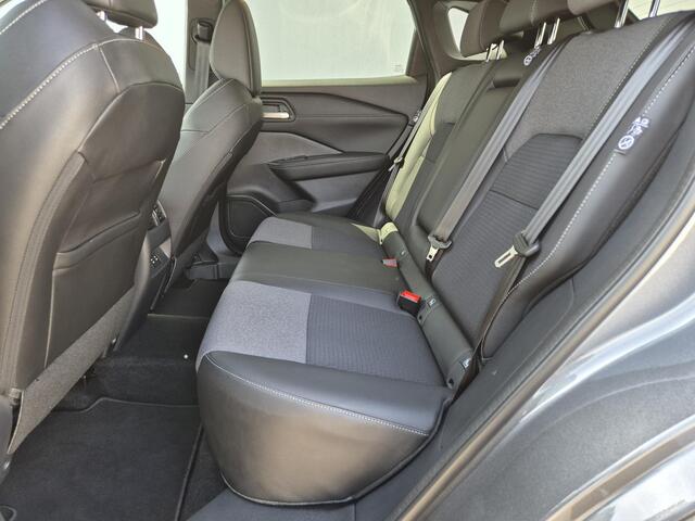 Nissan QASHQAI 1.3 MHEV Xtronic N-Connecta Automaat / Cold Pack / Facelift / Nieuw model / Stuur- en Stoelverwarming / Trekgewicht 1800 kg / Adaptief cruise control / Rondomzicht camera/