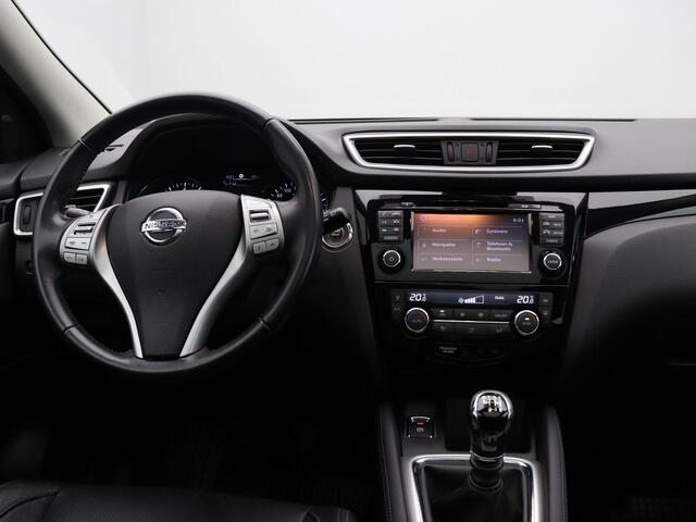 Nissan QASHQAI 1.2 Tekna | Trekhaak | Stoelverwarming | Panoramadak | Rondomzicht camera |