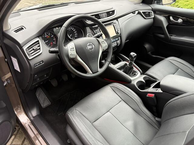 Nissan QASHQAI 1.2 Tekna Navi+BT+360°Cam Leder Panodak Keyless Trekhaak