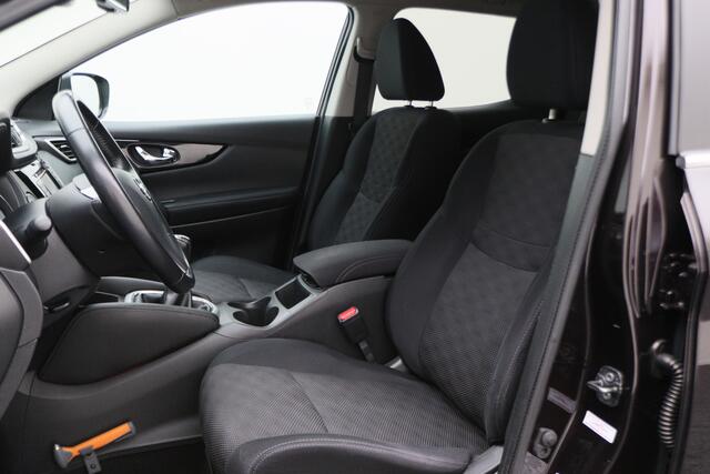 Nissan QASHQAI 1.2 N-Connecta 360° Camera, Navigatie, DAB, Lane Assist, PDC, Trekhaak 18"