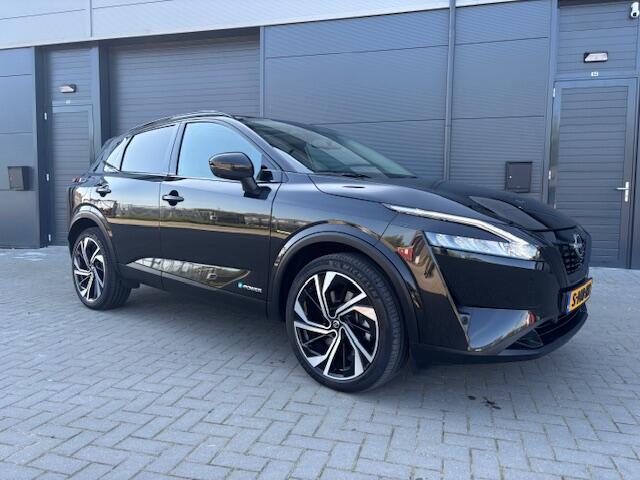 Nissan QASHQAI 1.5 e-Power N-Connecta Vol. Leer / Panoramadak / Black edition