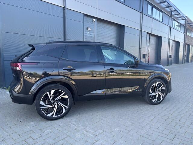 Nissan QASHQAI 1.5 e-Power N-Connecta Vol. Leer / Panoramadak / Black edition