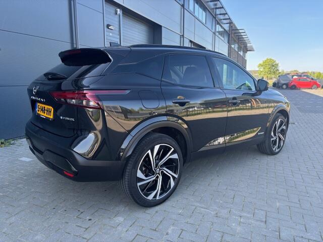 Nissan QASHQAI 1.5 e-Power N-Connecta Vol. Leer / Panoramadak / Black edition