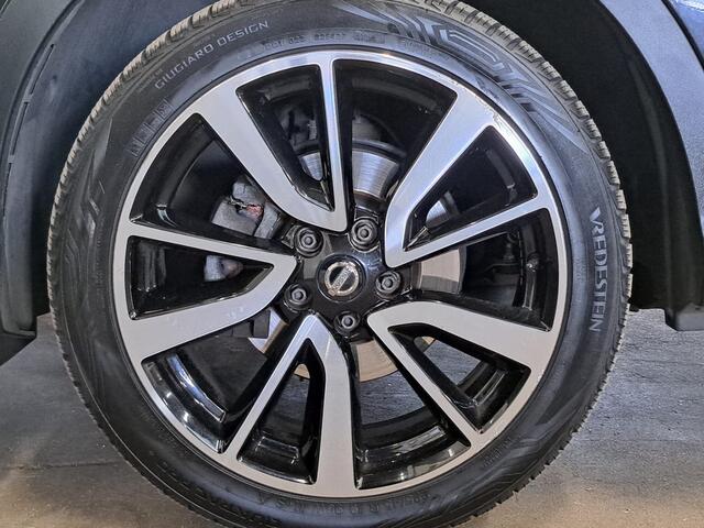 Nissan QASHQAI 1.2 Tekna + LEDER + PANODAK !!