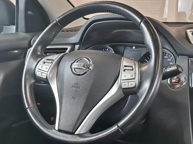 Nissan QASHQAI 1.2 Tekna + LEDER + PANODAK !!