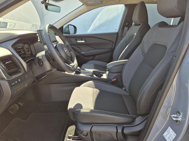 Nissan QASHQAI 1.3 MHEV Xtronic N-Connecta Automaat / Cold Pack / Trekgewicht 1800 kg / Nieuw model / Facelift / Apple Carplay Android Auto / AllSeason Banden / Rondomzicht camera / Adaptief cruise control / Stuur- en Stoelverwarming /