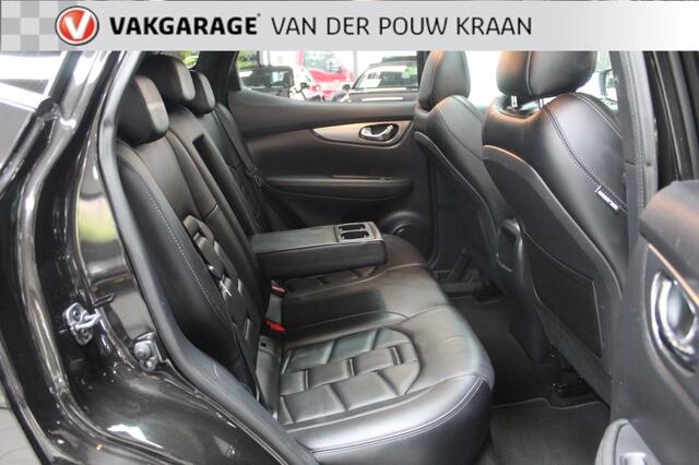 Nissan QASHQAI 1.3 DIG-T Tekna + 159PK Trekhaak / Panodak / Leder