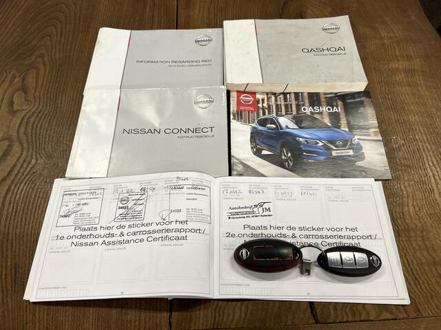 Nissan QASHQAI 1.2 N-Connecta | Panoramadak | Keyless | 360 Camera | Lane assist | Half-Lederen bekleding | Cruise control | Climate control | Stoelverwarming | Navigatie | Elek. inklapbare spiegels