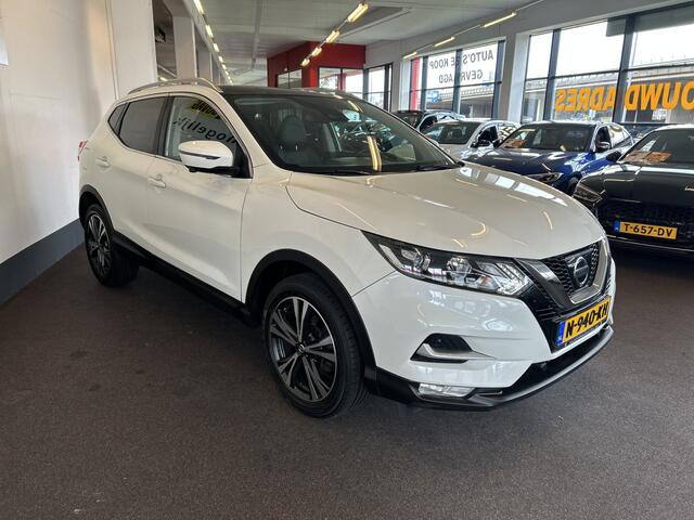 Nissan QASHQAI 1.2 N-Connecta | Panoramadak | Keyless | 360 Camera | Lane assist | Half-Lederen bekleding | Cruise control | Climate control | Stoelverwarming | Navigatie | Elek. inklapbare spiegels