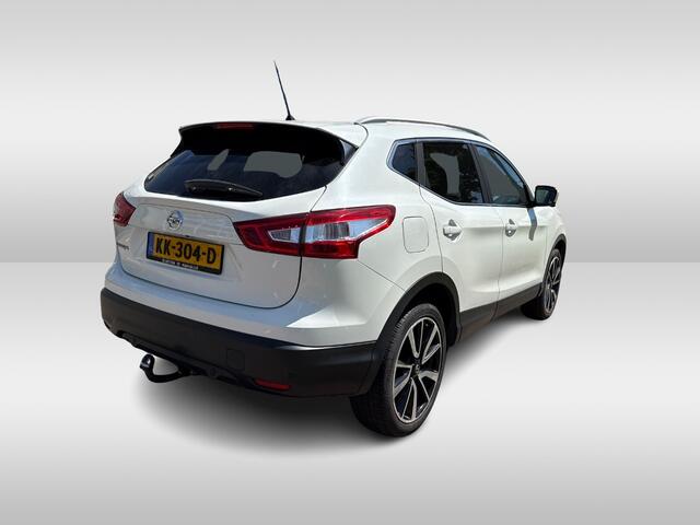 Nissan QASHQAI 1.6 Tekna / Trekhaak / Panoramadak / 360Camera / Leder / Navigatie / Keyless / Dodehoek / Cruise Control / 19'' / Stoelverwarming
