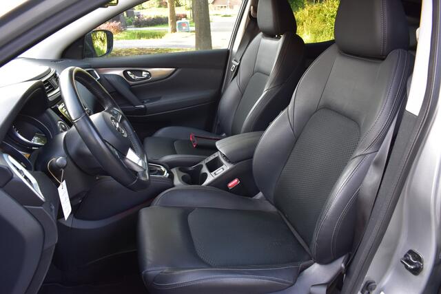 Nissan QASHQAI 1.3 DIG-T Tekna AUT. 43DKM! LEER, ADAPT, TREKHAAK.
