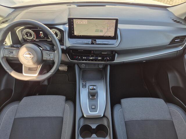 Nissan QASHQAI 1.3 MHEV Xtronic Automaat N-Connecta 158 pk / Nieuw Model / Facelift / Cold Pack / Trekgewicht 1800 Kg / Apple Carplay Android Auto / Lichtmetalen wielen 18" / Draadloze telefoon lader / Adaptief cruise control / Rondomzicht camera /