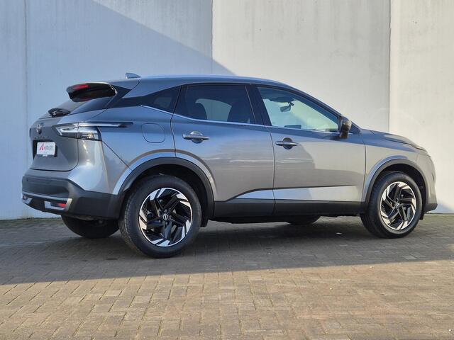 Nissan QASHQAI 1.3 MHEV Xtronic Automaat N-Connecta 158 pk / Nieuw Model / Facelift / Cold Pack / Trekgewicht 1800 Kg / Apple Carplay Android Auto / Lichtmetalen wielen 18" / Draadloze telefoon lader / Adaptief cruise control / Rondomzicht camera /