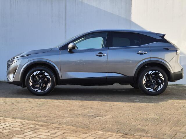 Nissan QASHQAI 1.3 MHEV Xtronic Automaat N-Connecta 158 pk / Nieuw Model / Facelift / Cold Pack / Trekgewicht 1800 Kg / Apple Carplay Android Auto / Lichtmetalen wielen 18" / Draadloze telefoon lader / Adaptief cruise control / Rondomzicht camera /