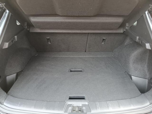 Nissan QASHQAI 1.2 N-Vision, trekhaak, pano, camera