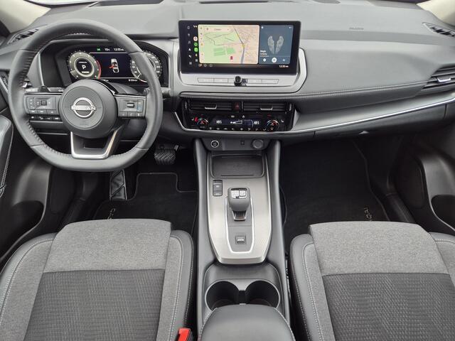 Nissan QASHQAI 1.3 MHEV Xtronic N-Connecta Automaat / HUD / Nieuw model / Facelift / Cold pack / Pack Easy / Elektrische achterklep / Trekgewicht 1800 kg / Stuur- en Stoelverwarming / Rondomzicht camera / Voorruit verwarming /