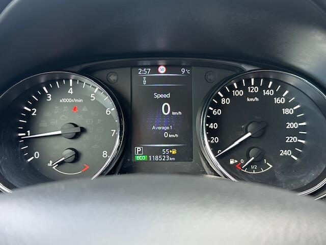 Nissan QASHQAI 1.2 N-Vision Automaat /Panoramadak