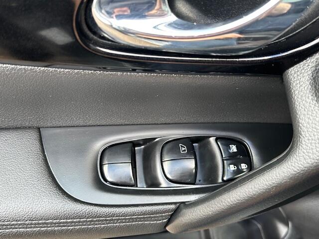 Nissan QASHQAI 1.2 N-Vision Automaat /Panoramadak