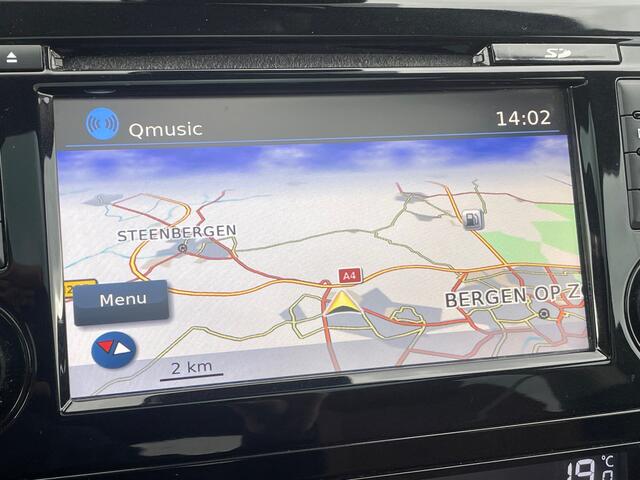 Nissan QASHQAI 1.2 N-Connecta Automaat Navigatie, Panoramadak, Leder, 360 Camera, 18" Lm, Cruisecontrol, Climate Control,