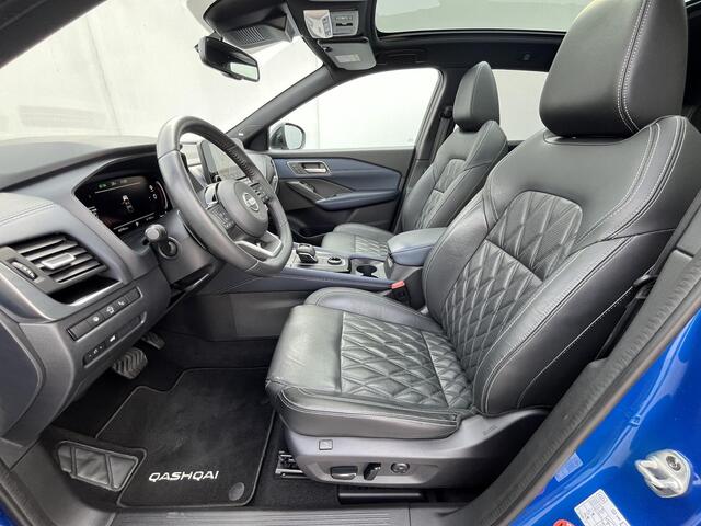 Nissan QASHQAI 1.3 MHEV Xtronic Tekna Plus Automaat / 100% Dealer onderhouden / 4x4 / Elektrische Achterklep / Head-Up Display / 360° Camera / Panorama-dak / Massage functie & Geheugenset / Apple Carplay & Android Auto / Adaptieve Cruise Control / Keyless Entry & Start 