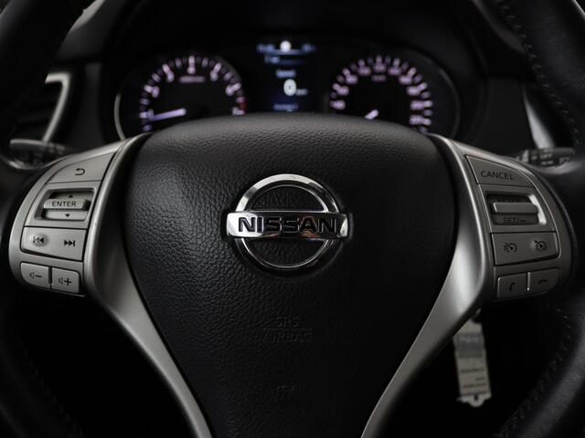 Nissan QASHQAI 1.2 Acenta | Stoelverwarming | Trekhaak | Camera | Navigatie | Climate control | Cruise control | Bluetooth