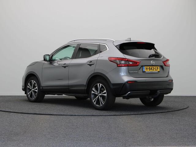 Nissan QASHQAI 1.2 N-Connecta | Panoramisch vast glazen dak | 360 graden camera | Trekhaak | Gescheiden climate control |