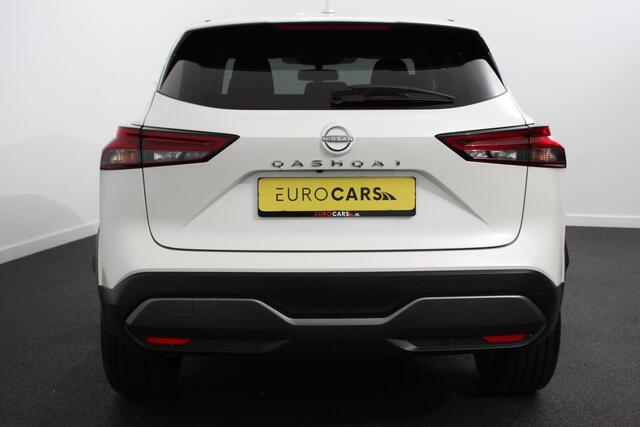 Nissan QASHQAI 1.3 MHEV Xtronic N-Connecta Navigatie Climate Control Camera 360 Verwarmde voorstoelen Adaptive Cruise Control