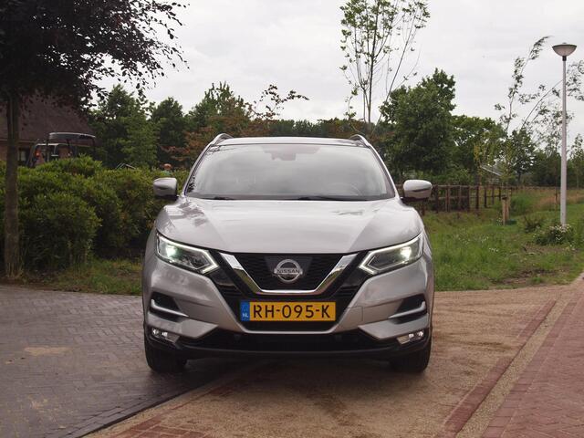 Nissan QASHQAI 1.2 N-Connecta | 360 Camera | DAB | Cruise Control | Trekhaak | Glazen dak |