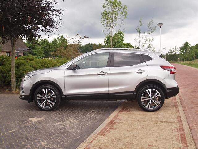 Nissan QASHQAI 1.2 N-Connecta | 360 Camera | DAB | Cruise Control | Trekhaak | Glazen dak |