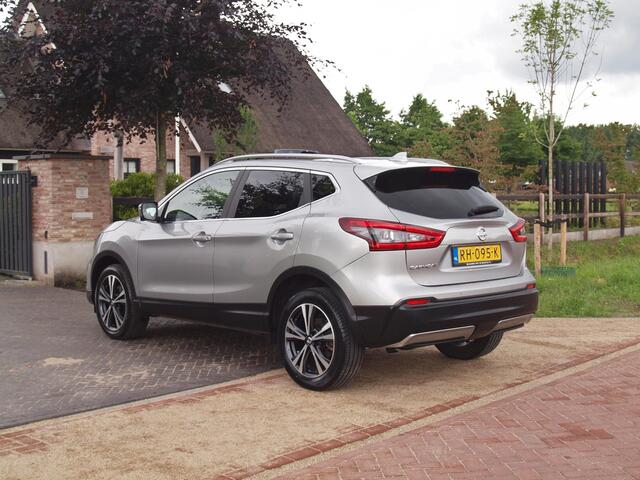 Nissan QASHQAI 1.2 N-Connecta | 360 Camera | DAB | Cruise Control | Trekhaak | Glazen dak |