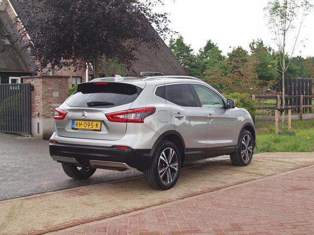 Nissan QASHQAI 1.2 N-Connecta | 360 Camera | DAB | Cruise Control | Trekhaak | Glazen dak |
