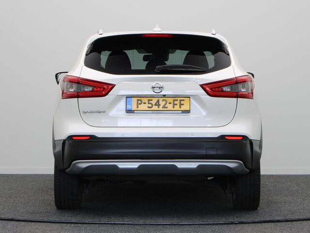 Nissan QASHQAI 140pk DIG-T N-Motion | Stoelverwarming | 19'' Velgen | Navi | Cruise | Rondomzicht Camera |