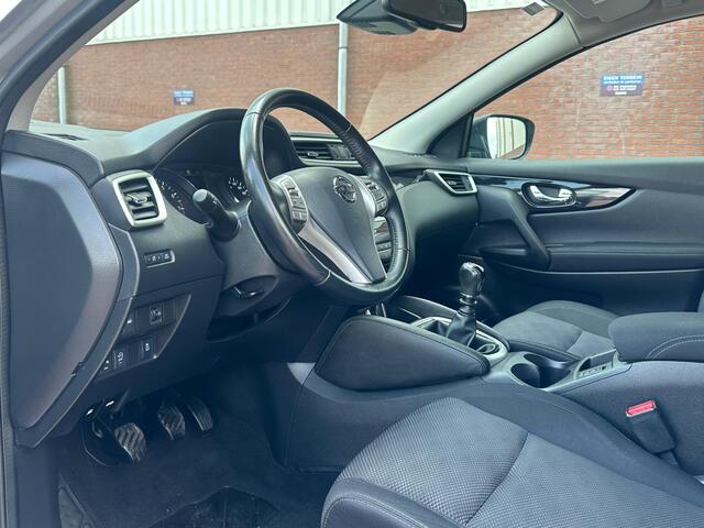 Nissan QASHQAI 1.2 N-Connecta Climate C, Cruise C, Rondomzicht Camera!!!! PINKSTERSHOW WOESDAG 04-06 T/M MAANDAG 09-06!!!!