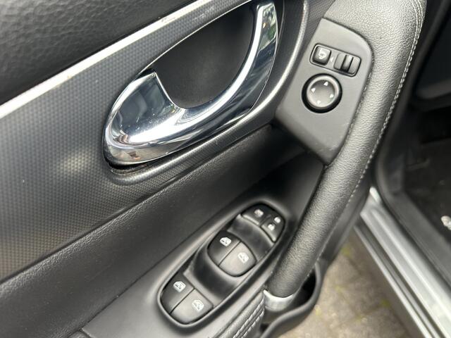 Nissan QASHQAI NISSAN conecta 360 camera trekhaak clima stolel verwarming lederstoelen enz