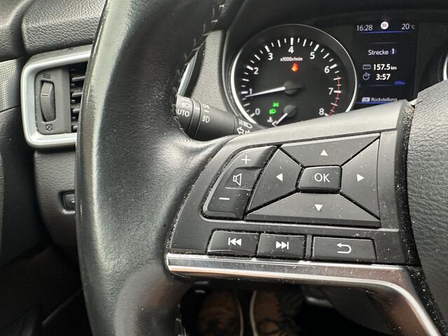 Nissan QASHQAI NISSAN conecta 360 camera trekhaak clima stolel verwarming lederstoelen enz