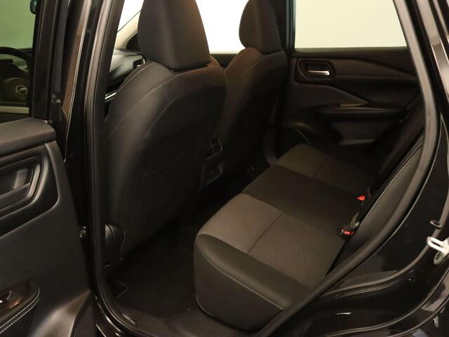 Nissan QASHQAI 1.3 MHEV Xtronic N-Connecta - CLIMATE CONTROL - APPLE CARPLAY/ANDROID AUTO - DODEHOEKDETECTIE - ACHTERRUITRIJCAMERA - PARKEERSENSOREN VOOR EN ACHTER - NAVIGATIESYSTEEM FULL-MAP - CRUISE CONTROL ADAPTIEF - LICHTMETALEN VELGEN 18" INCH