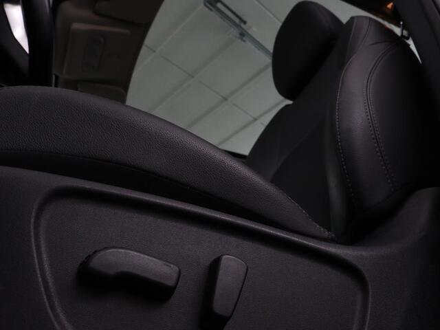 Nissan QASHQAI 1.3 DIG-T Tekna | Automaat | Panoramadak | Elektrische stoelen | Stoelverwarming | Adaptive cruise | Navigatie | 360 Camera | Full LED