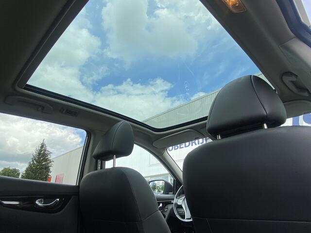 Nissan QASHQAI 1.2 Tekna 116PK Pano, Trekhaak, Cruise, Navi, Rijklaar met beurt & garantie!